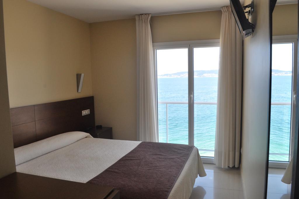 Hotel Restaurante Loureiro Bueu Eksteriør billede