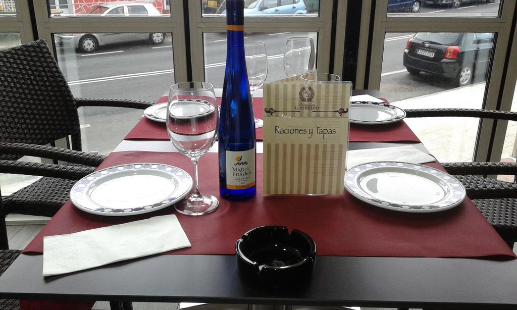 Hotel Restaurante Loureiro Bueu Eksteriør billede