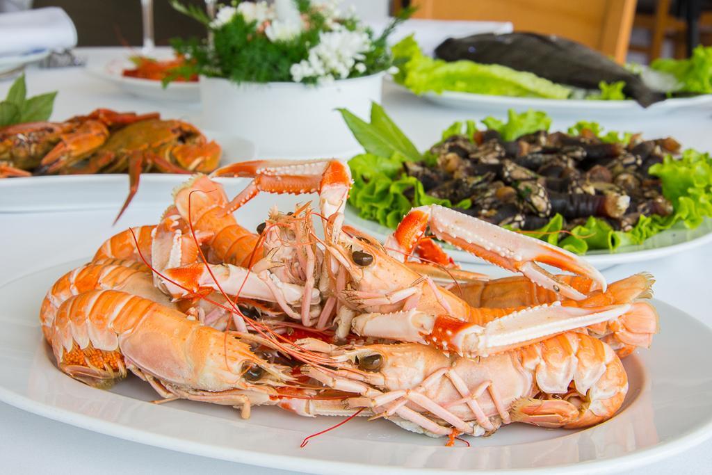 Hotel Restaurante Loureiro Bueu Eksteriør billede